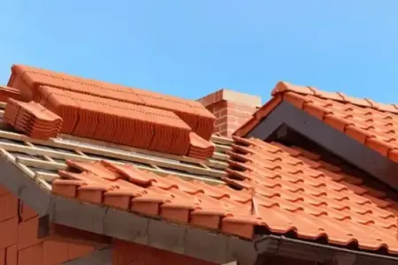Pose et rénovation de toiture en tuiles à la Réole